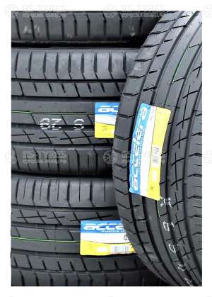 Accelera IOTA ST-68 315/35 R21 111W